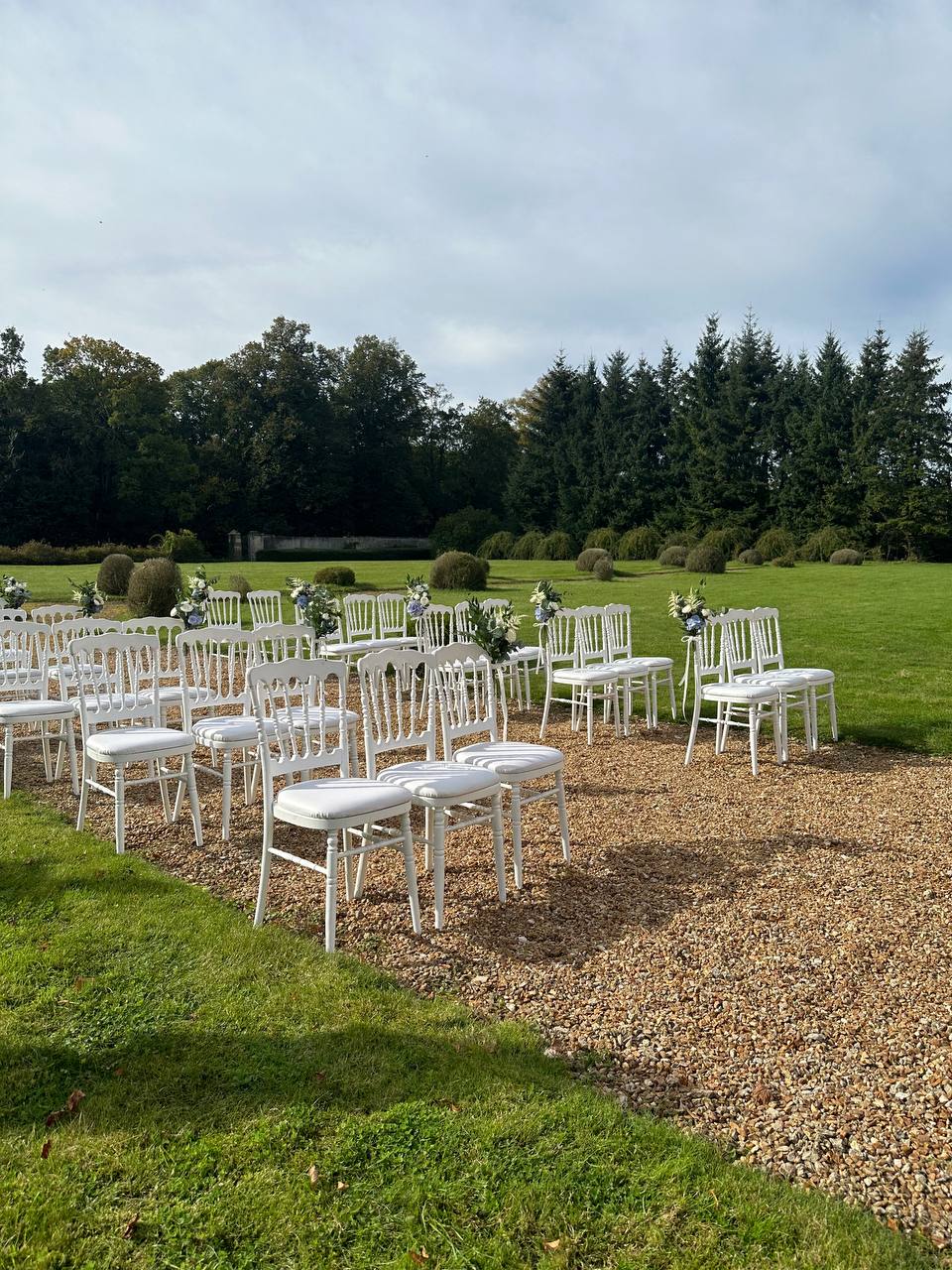 Chaise Napoléon Blanche – Location pour Événements
