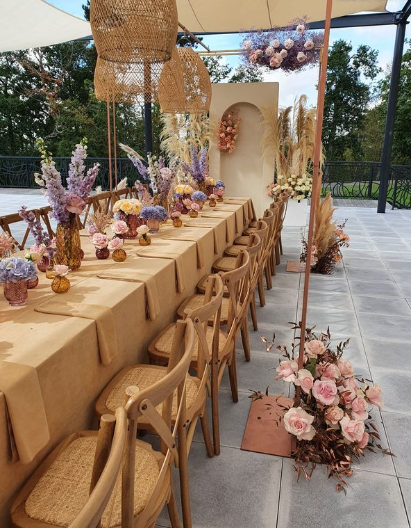 Chaise Bistrot en Bois – Location pour Événements