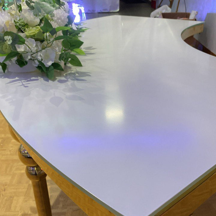 Table de Mariés Chic avec Pieds Dorés